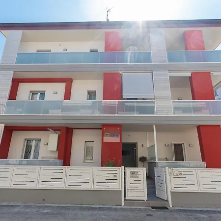 Pineta Del Mare Bed and breakfast 4*