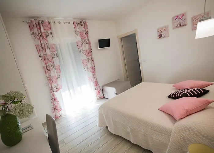 Pineta Del Mare Bed & Breakfast